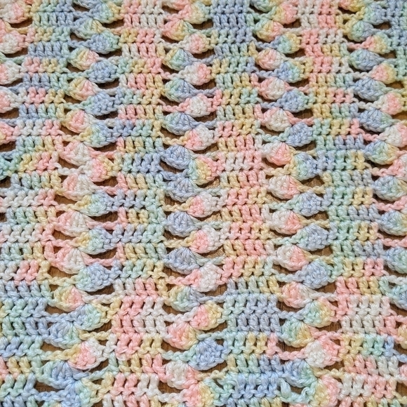 HANDMADE hand knit crochet pastel baby blanket 36.5”x35.5” - Picture 7 of 7